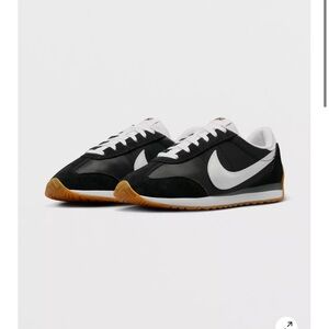 Nike pacific